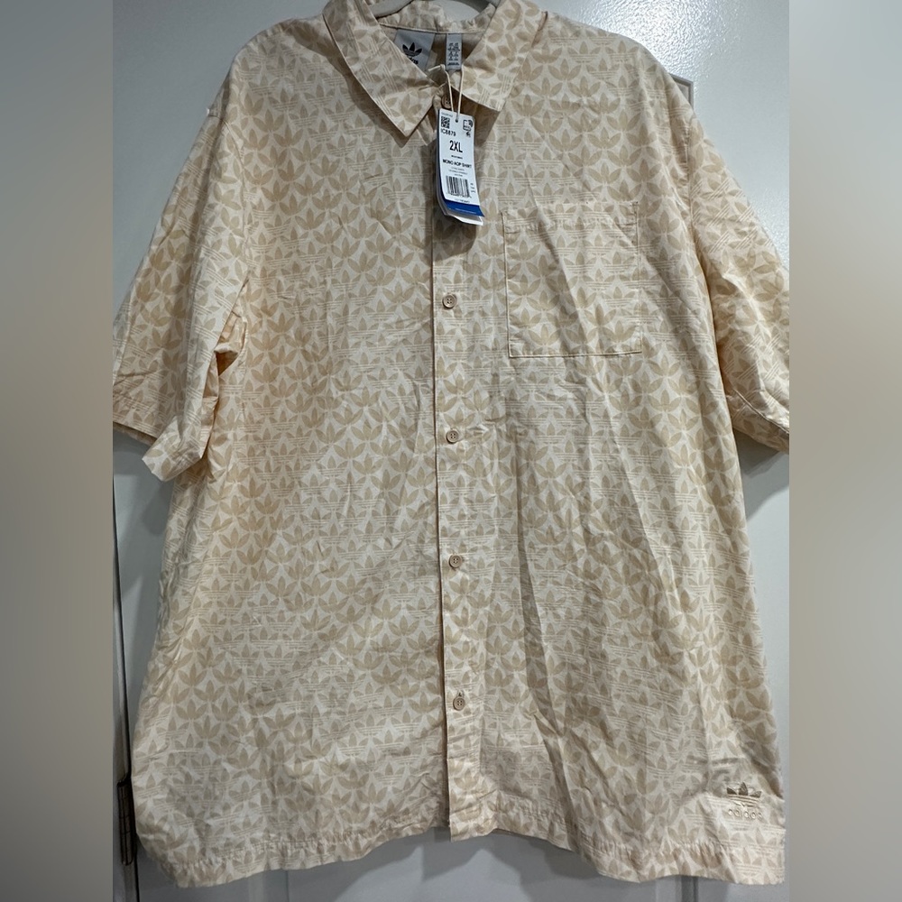 Men’s button ups